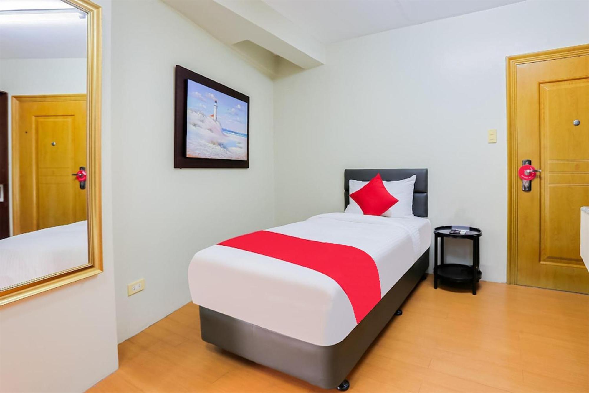 Anglo Residences Manila Quezon City Exterior foto